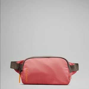 Lululemon mini belt bag